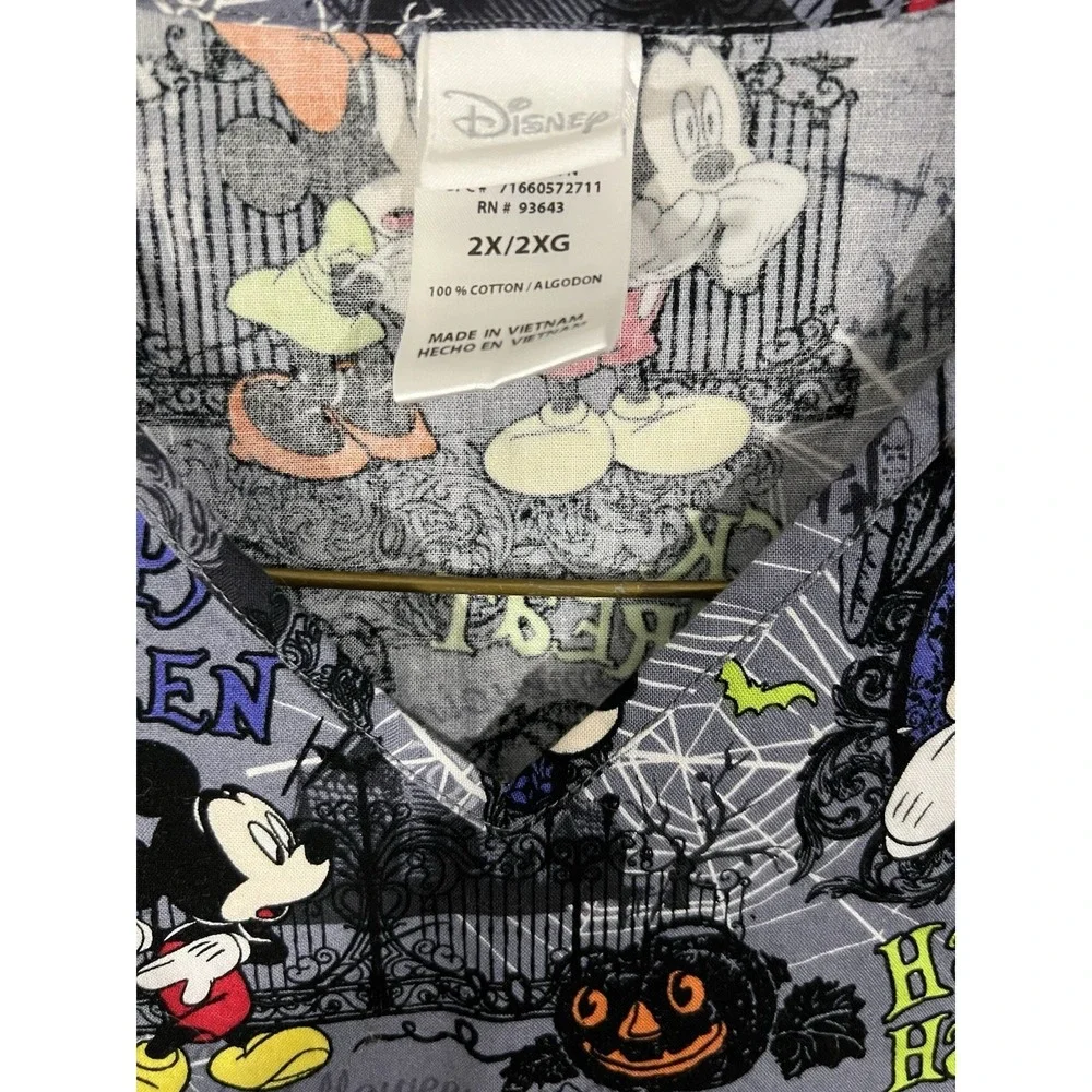 DISNEY Mickey & Minnie Mouse Halloween SCRUBS TOP  Haunted Mansion Gray 2X